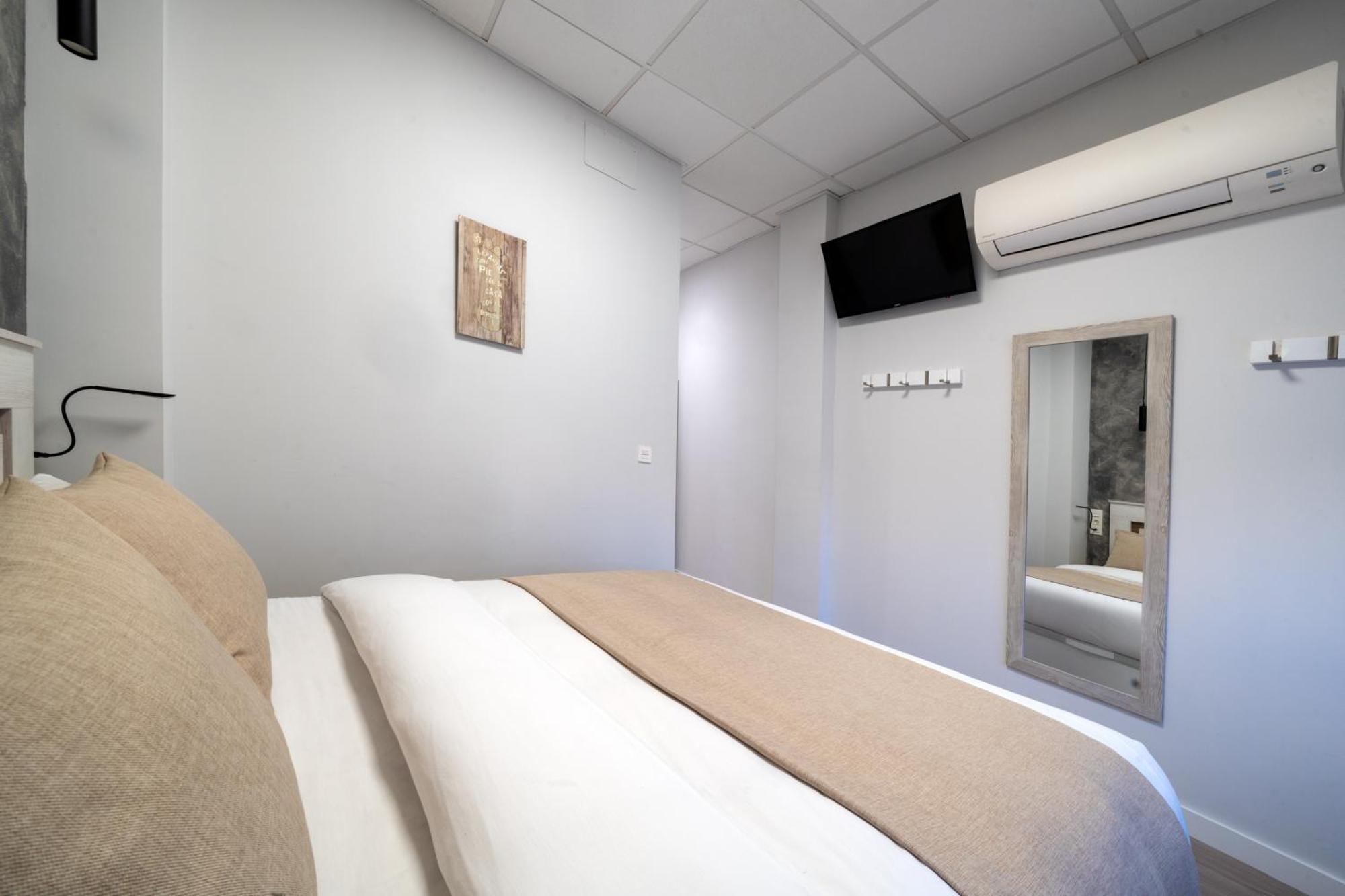 Apartamentos Aranda - Roble Aranda de Duero Exteriér fotografie