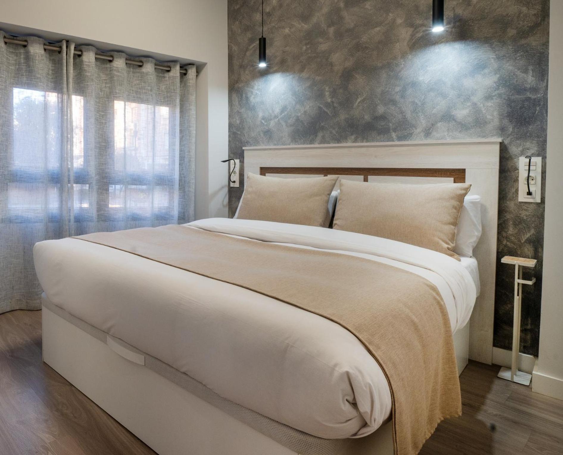 Apartamentos Aranda - Roble Aranda de Duero Exteriér fotografie